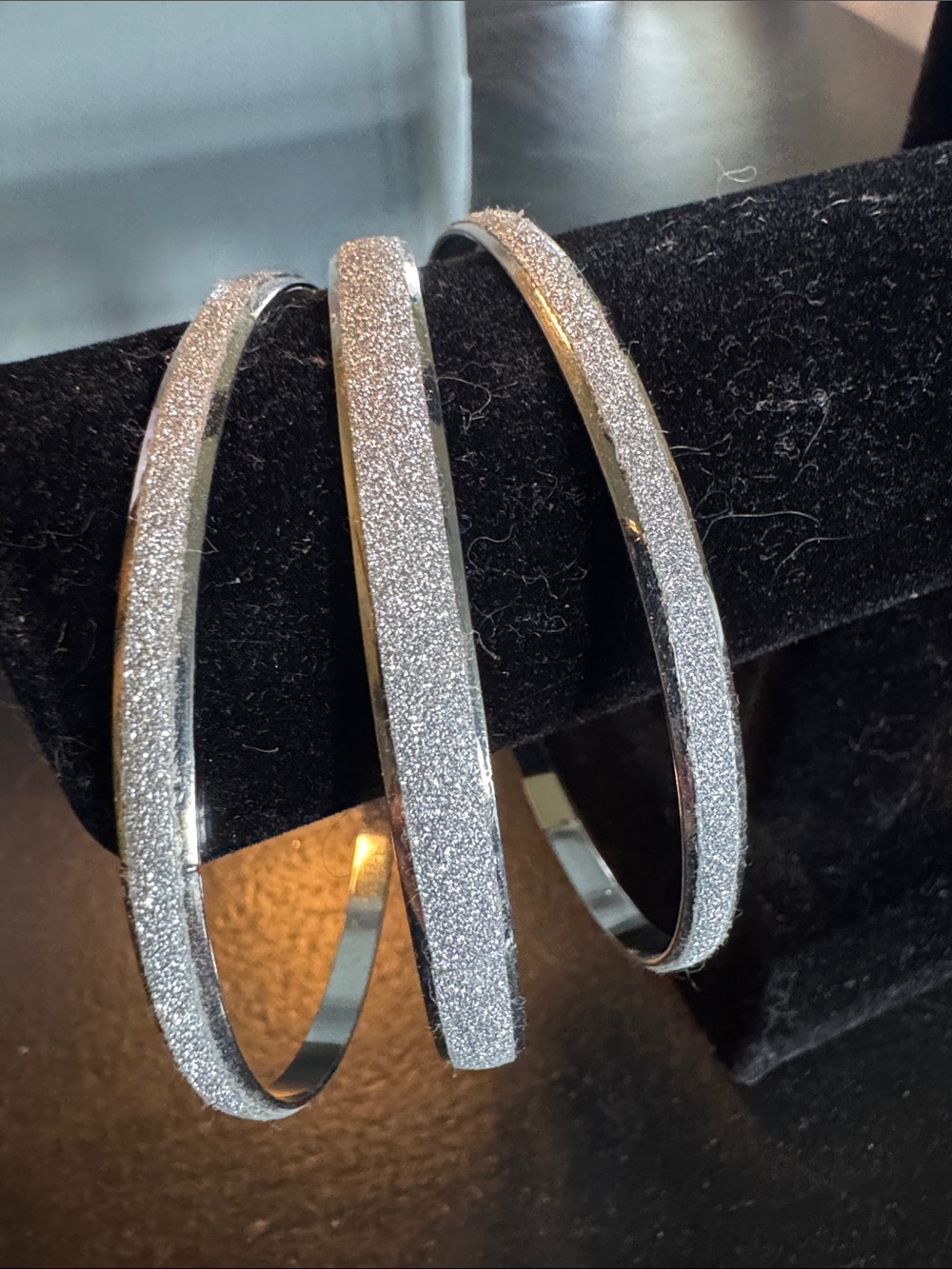 Sparkling Silver Glitter Bangle Bracelet - Women Jewelry